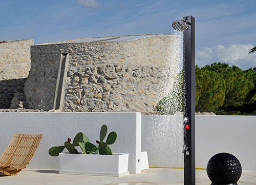 Voitko käyttää 30 litran aurinkosuihkua turvallisesti äärimmäisen kylmällä säällä